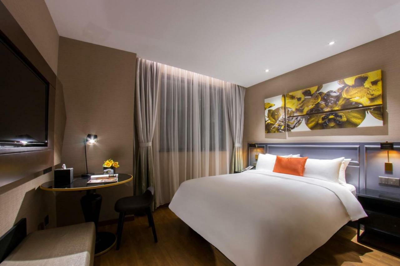 Yitel Premium Hotel Шанхай Экстерьер фото