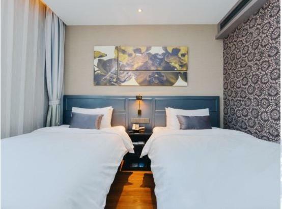 Yitel Premium Hotel Шанхай Экстерьер фото