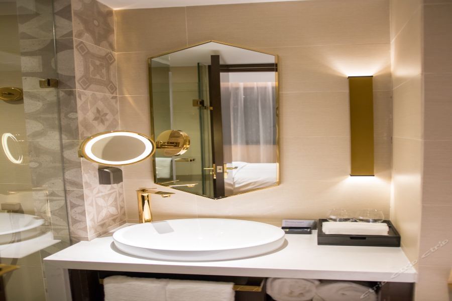 Yitel Premium Hotel Шанхай Экстерьер фото